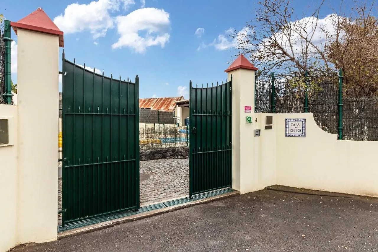 Villa Retiro Canhas 0*,